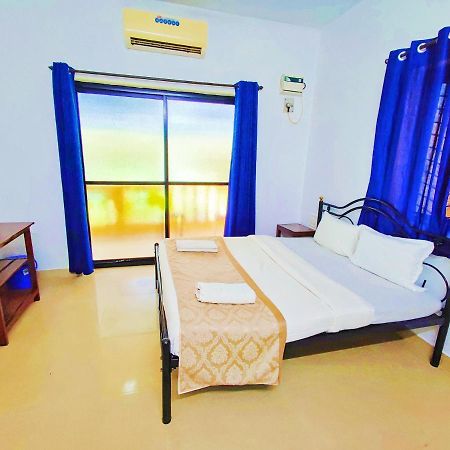 Maria Comfort Stay Baga Exterior photo